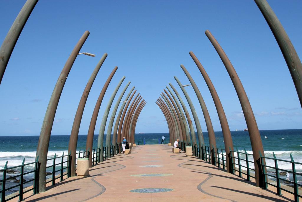 1 Licorna Beach Durban Bilik gambar